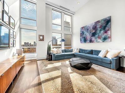 360 Newbury St #Penthouse 807