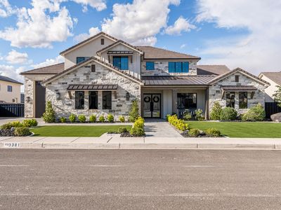 3381 E Seegmiller Rd