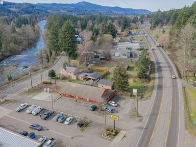 308 NW Santiam Blvd