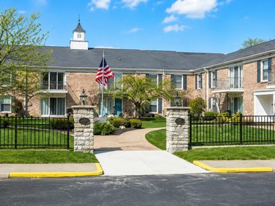 127 Stonyridge Dr APT 108