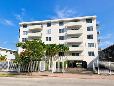 8024 Tatum Waterway Dr APT 2B