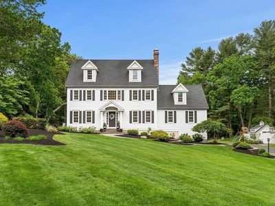 2 Equestrian Dr