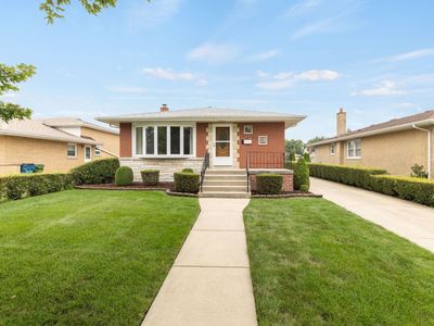 4537 W 100th Pl