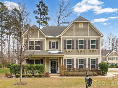 6013 Hyde Park Dr