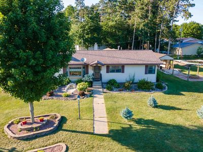 145 Forest Ln