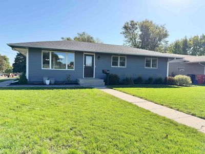 Property at 2022 Burleigh St, Yankton, SD