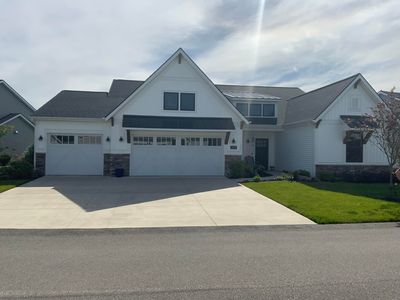 5528 Isle River Dr