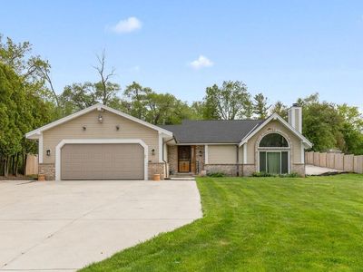 9201 W County Line ROAD