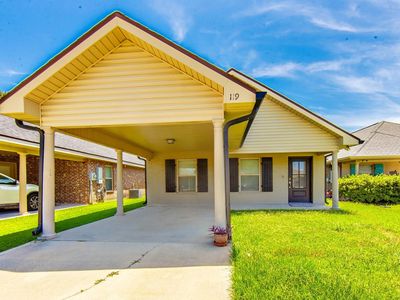 119 Sea Blue Ln