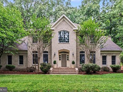 1071 Knoll Dr