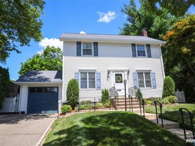 270 Kensington Rd