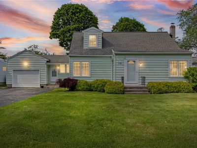 112 Sharon Dr
