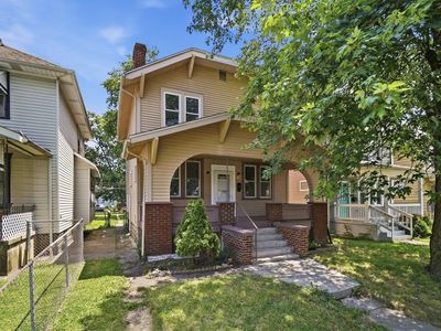 82 S Terrace Ave