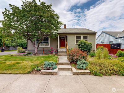 558 Juniper Street