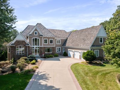 12100 Grandview Ter
