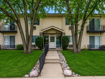 8856 Northshore Dr #201A