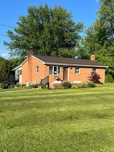 949 Commercial Ave SW