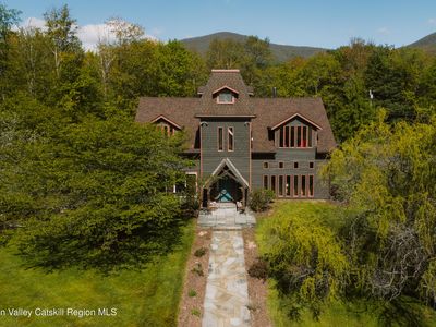 35 Van Wagner Road