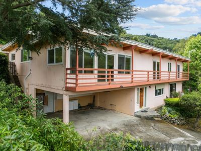 321 Laurel Way