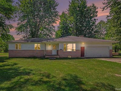 6953 Shea Rd