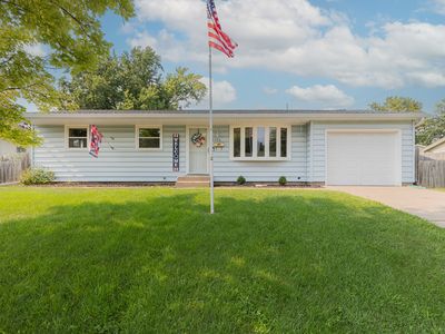 1114 Hillside Dr