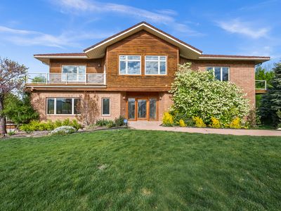 927 N Ensign Vista Dr
