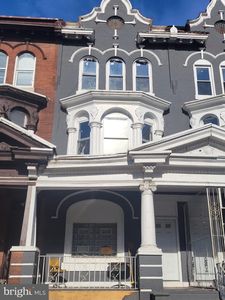 1109 W Lehigh Ave
