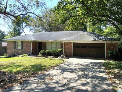 Property at 2116 Pine Crest Dr, Vestavia Hills, AL