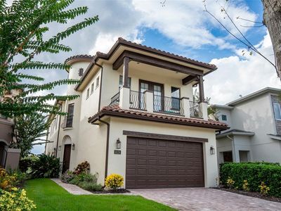 1028 Castle Pines Ct