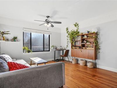 708 Argonne Ave NE APT 5