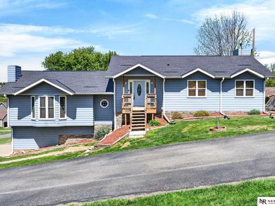 4260 Parkview Dr