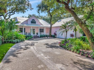 2590 Natures Way Way