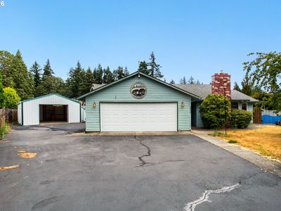 Property at 4039 NE Meadow Ln, Hillsboro, OR