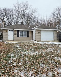 Property at 188 S Walnut St, London, OH