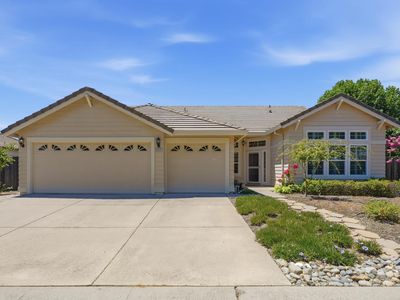 8329 Oakwood Hills Cir