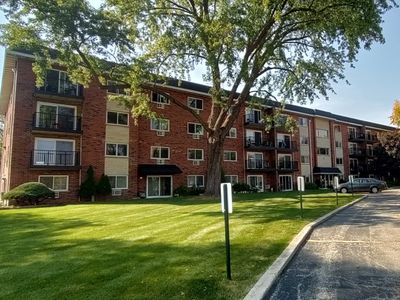 100 W Park Circle Dr APT 1C