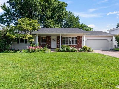 109 Basswood Rd