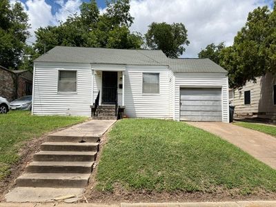 319 Avenue J