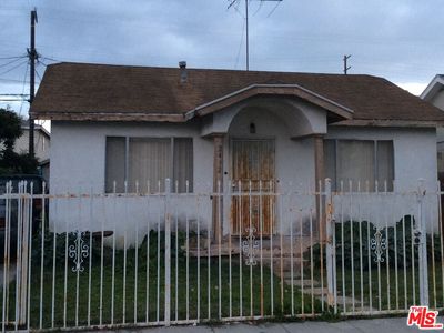 2432 Exposition Pl