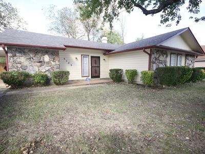 6136 Scarlet Leaf Dr