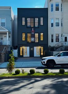 29 Carlton Ave Floor 1