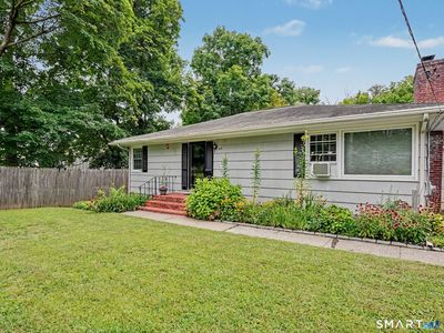 25 Elgin Avenue