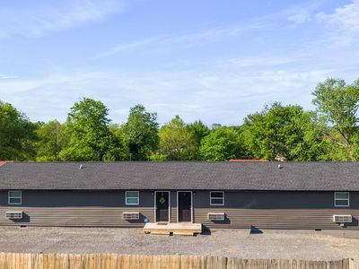 555 Wildwood Ave SE