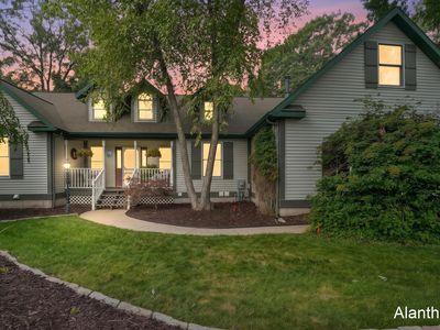 18443 Iroquois Dr