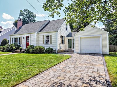 37 Nevins Ave