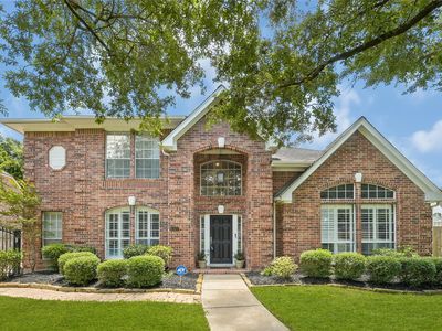 1327 Blackthorne Dr
