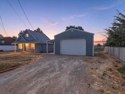 3047 W 1975 N