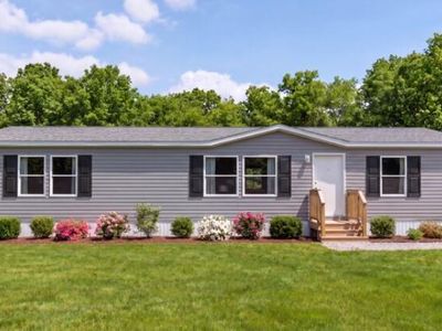 114 Sandy Plains Ln