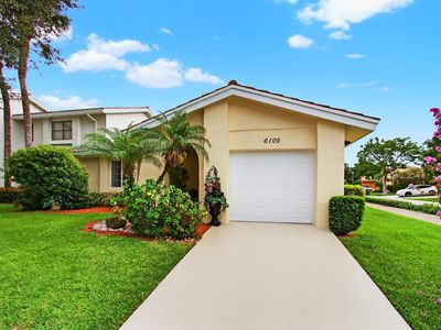 6105 Via Laguna Lane