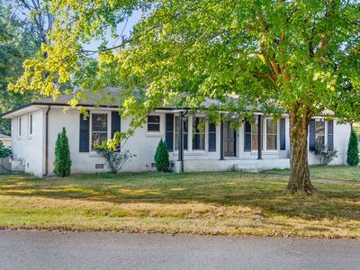 1875 Patricia Dr